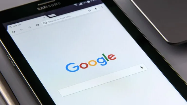Symbolbild Google Rückwärtssuche