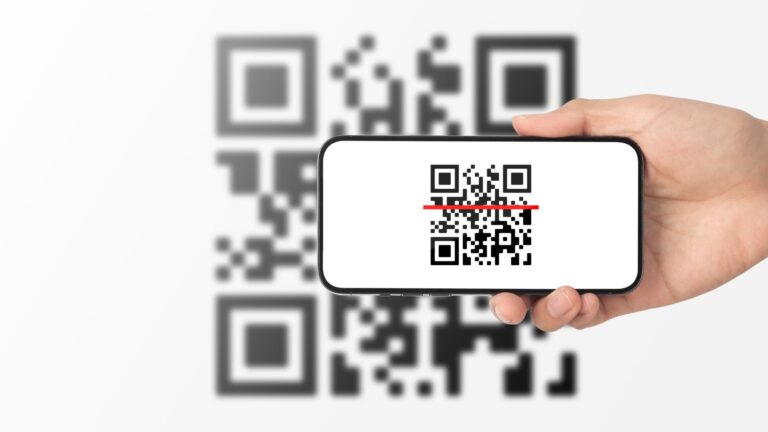 Drei Maschen, die gerade auffallen - QR Code